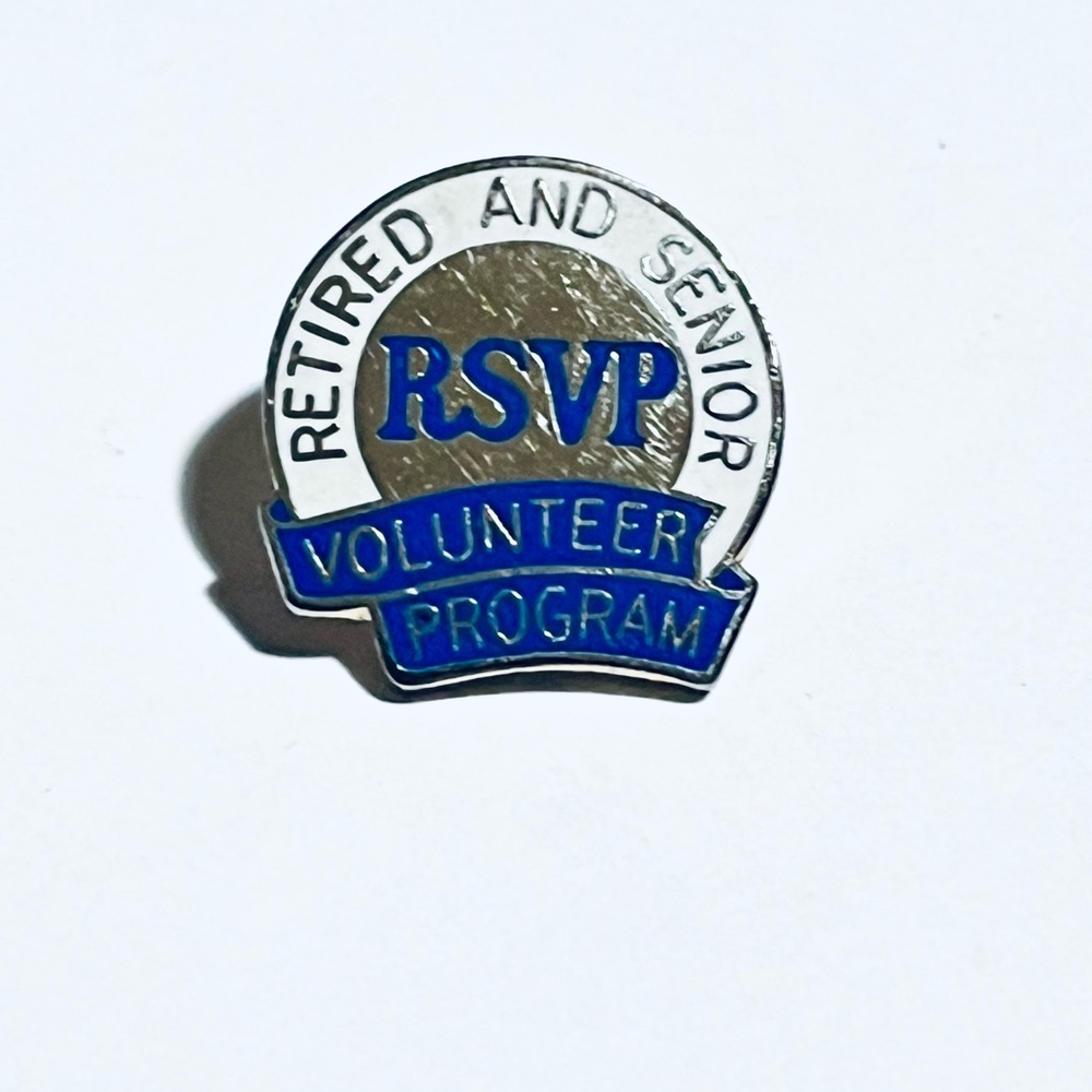 RSVP Retired and‎ Senior Volunteer Program Pin - Blue & Silver
